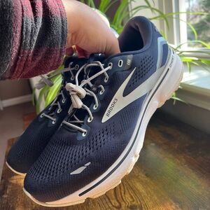 Brooks women’s running sneakers size 11 wide